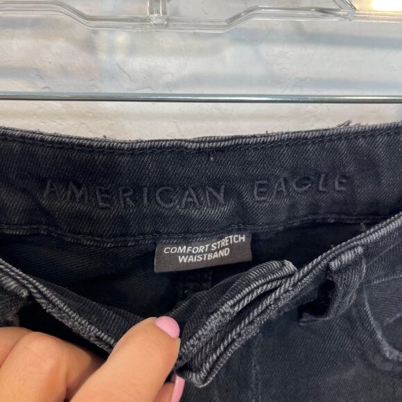 American Eagle faded Black Highest Rise mom short Size 2 Distressed ripped - Picture 7 of 9
